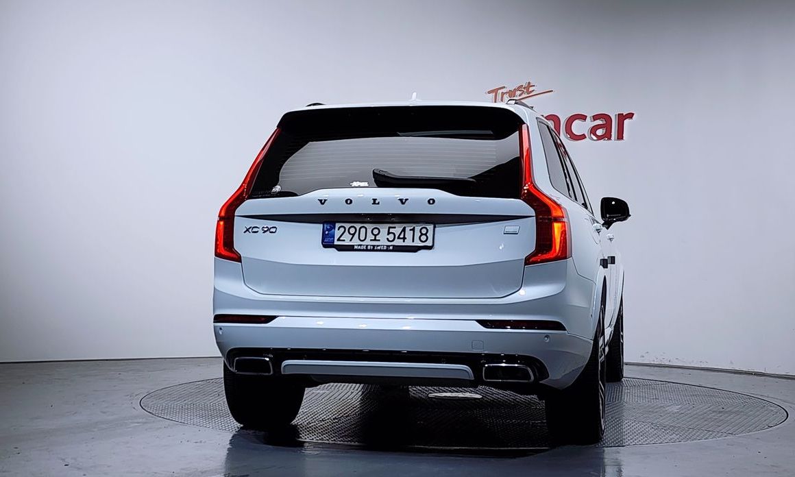 Volvo XC90 2021