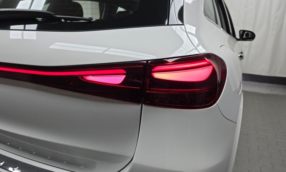 Mercedes-Benz EQA 2025