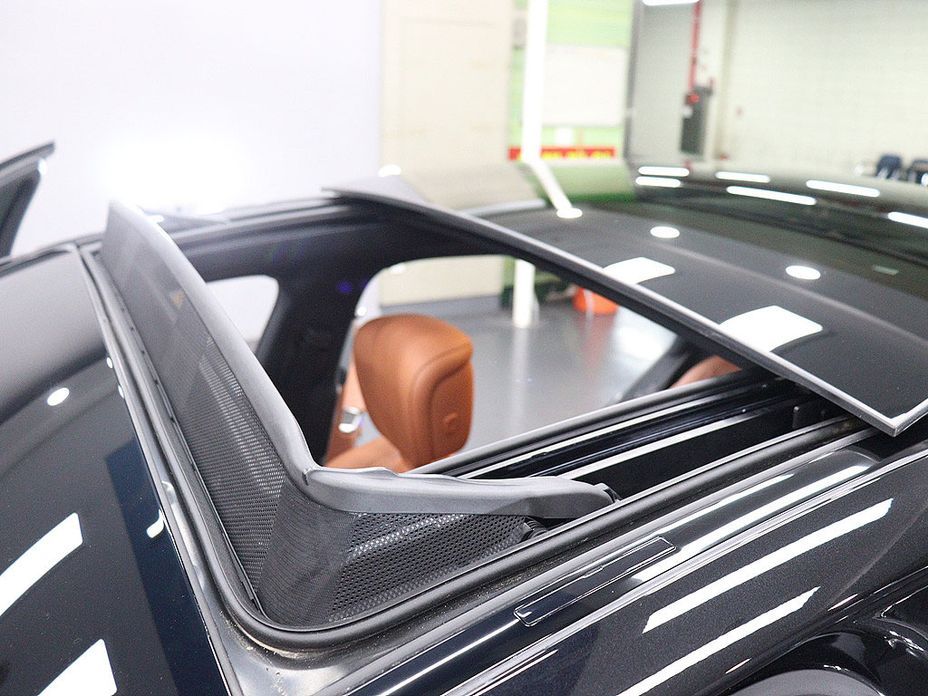 Mercedes-Benz S-Class 2023