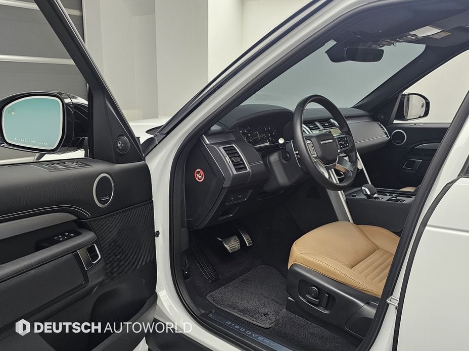 Land Rover Discovery 2025