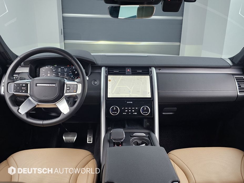Land Rover Discovery 2025