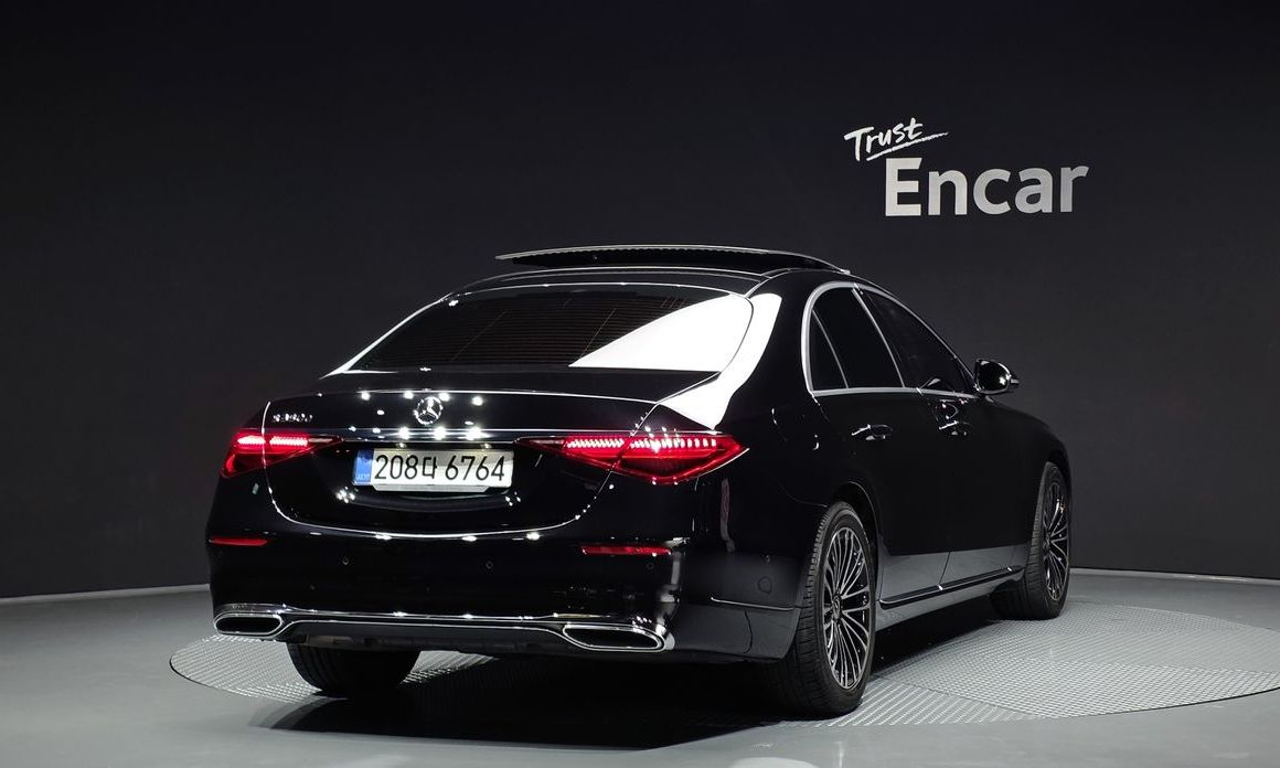 Mercedes-Benz S-Class 2022