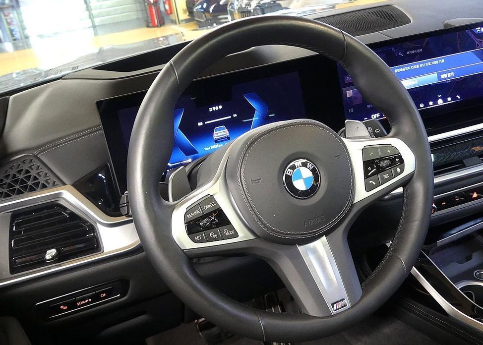 BMW X7 2024