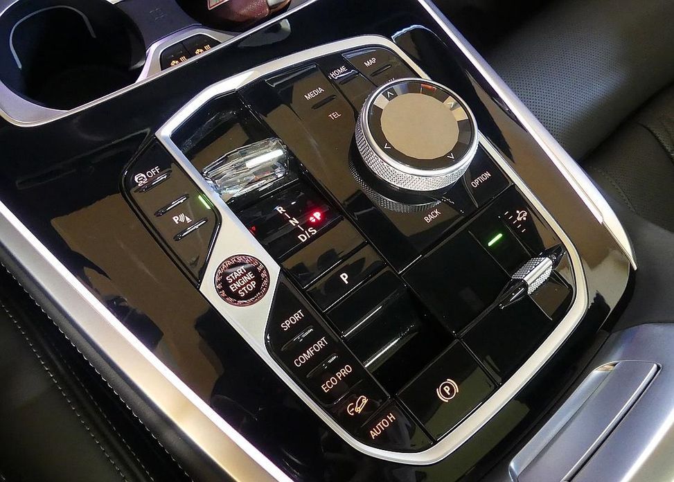 BMW X7 2024