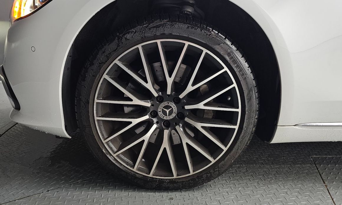 Mercedes-Benz S-Class 2024