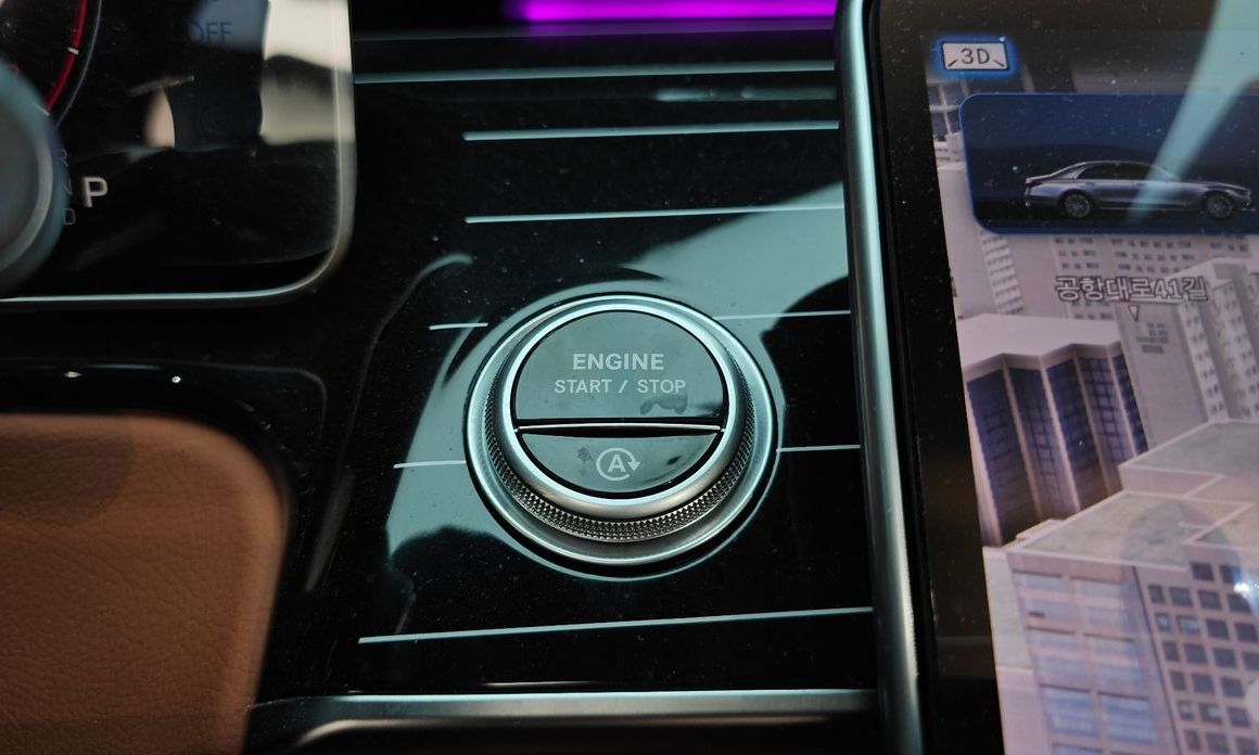 Mercedes-Benz S-Class 2024