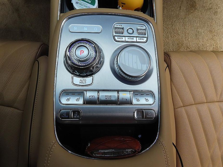 Genesis G90 2025