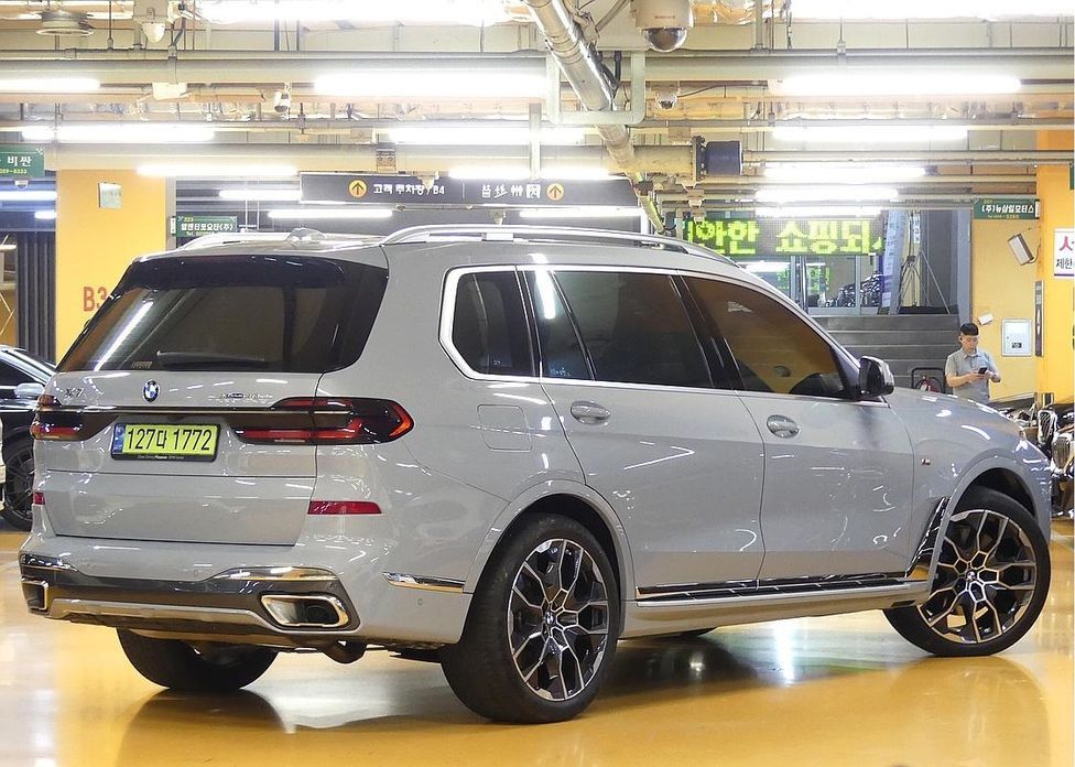 BMW X7 2024