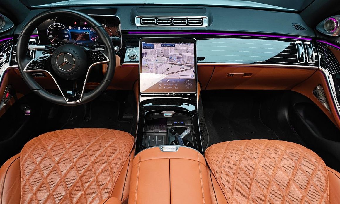 Mercedes-Benz S-Class 2024