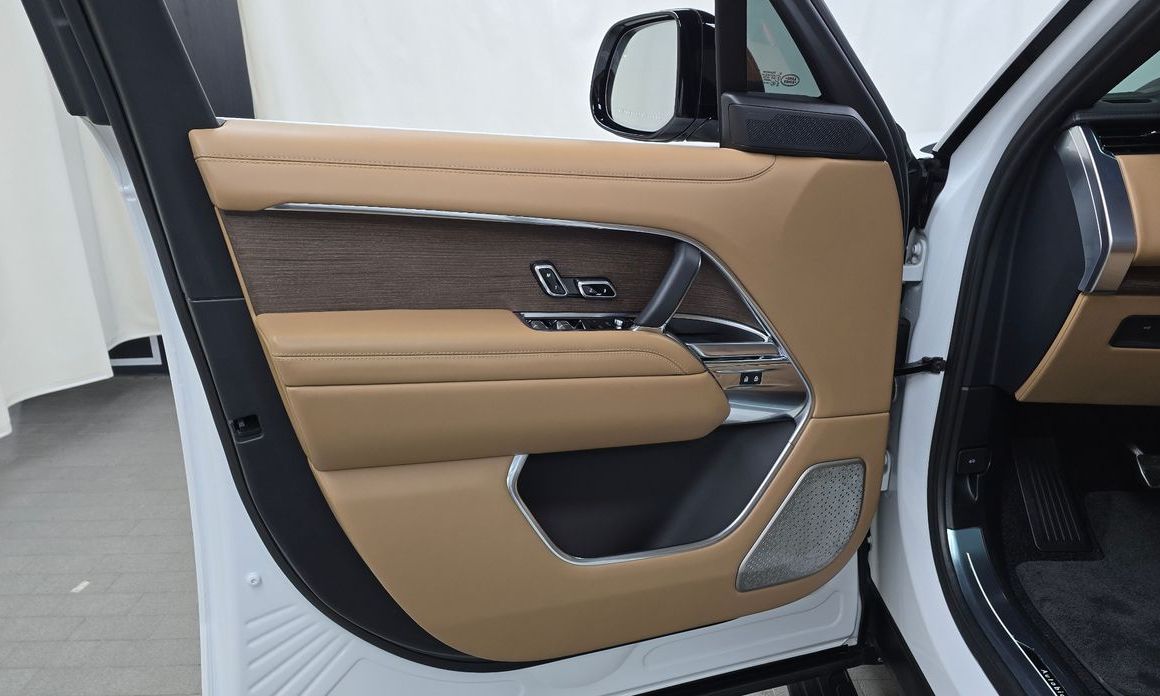 Land Rover Range Rover 2024