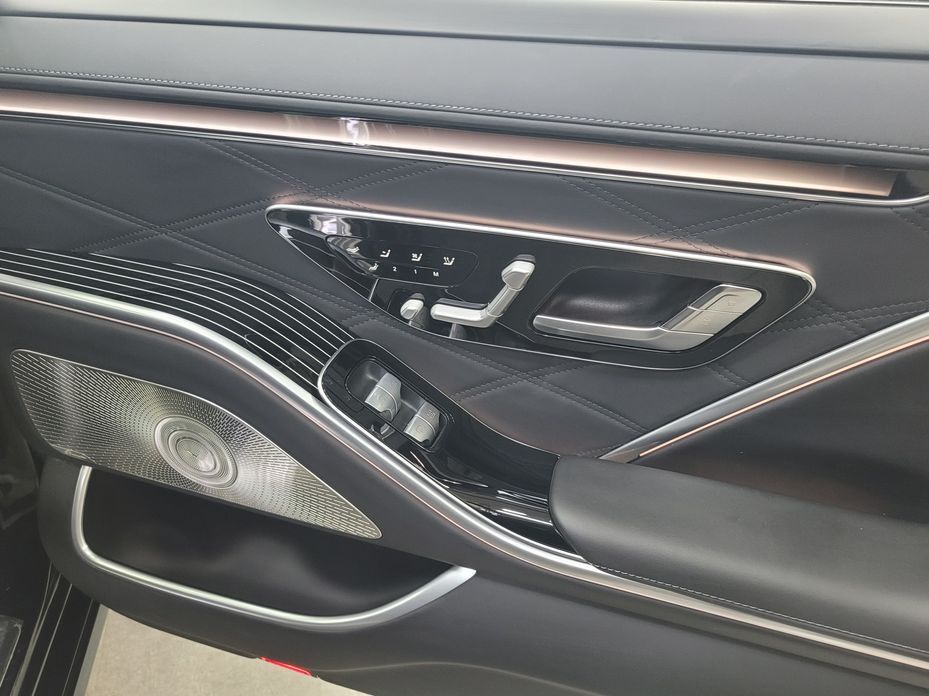 Mercedes-Benz S-Class 2026