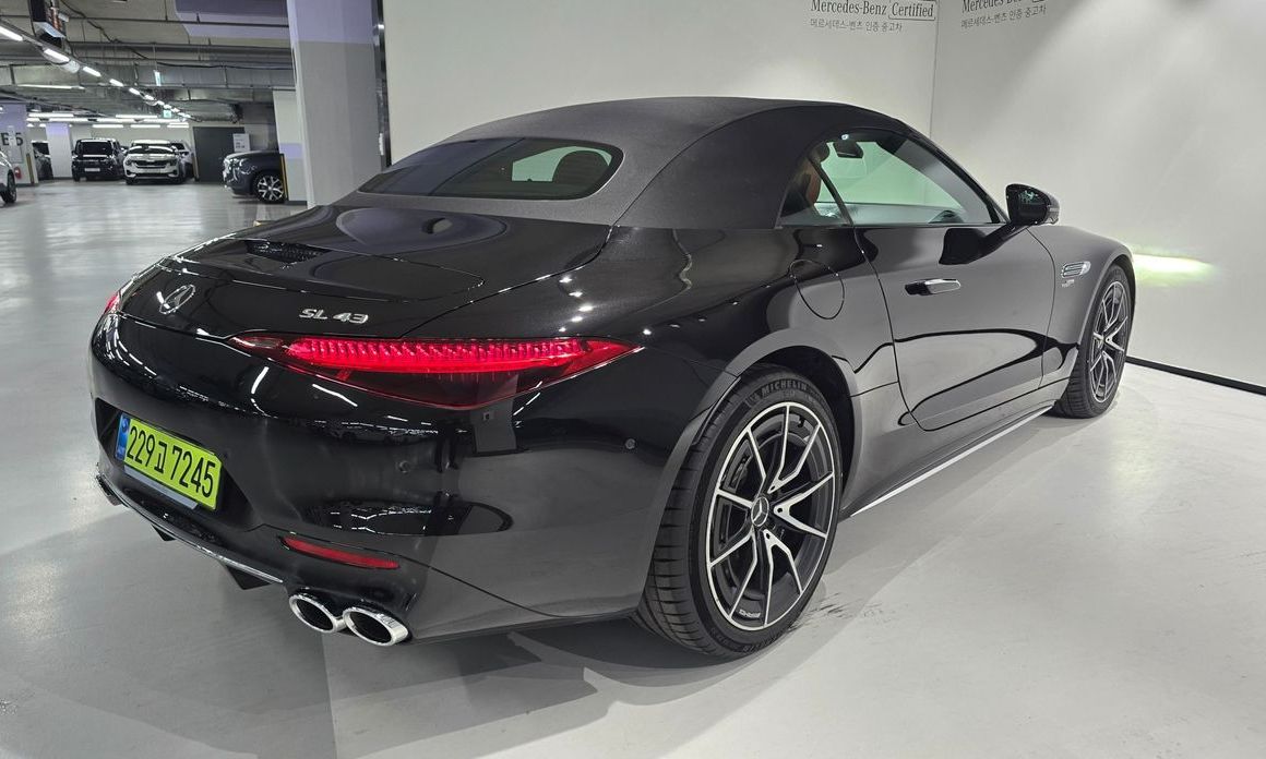 Mercedes-Benz SL-Class 2025