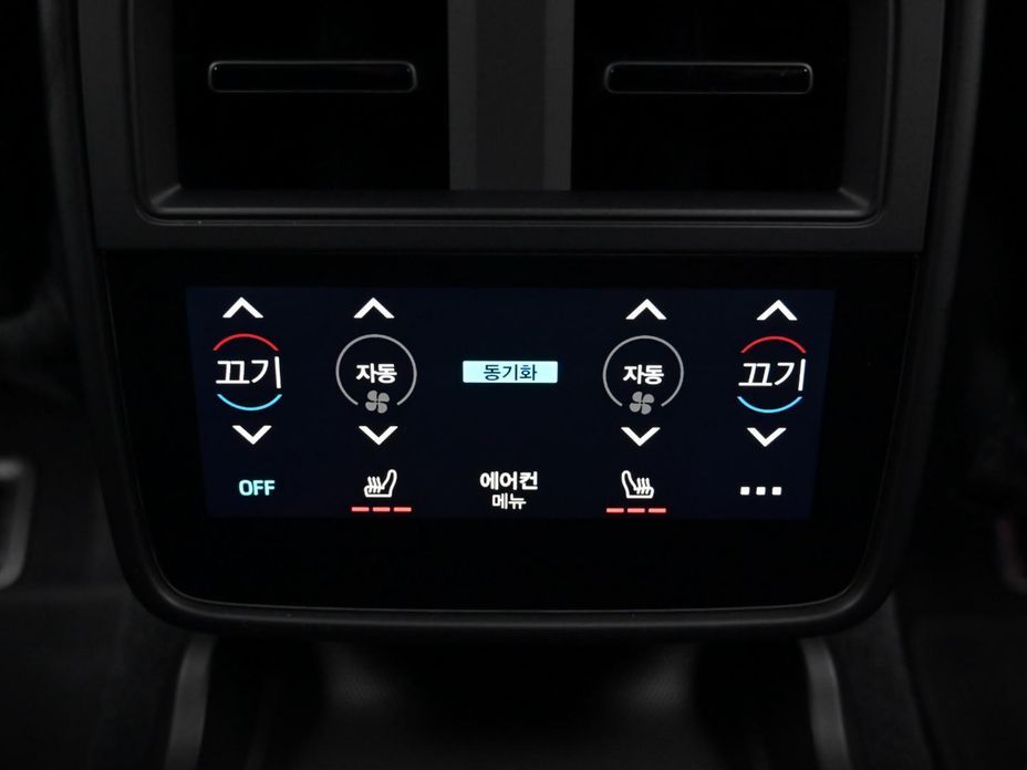 Porsche Taycan 2025