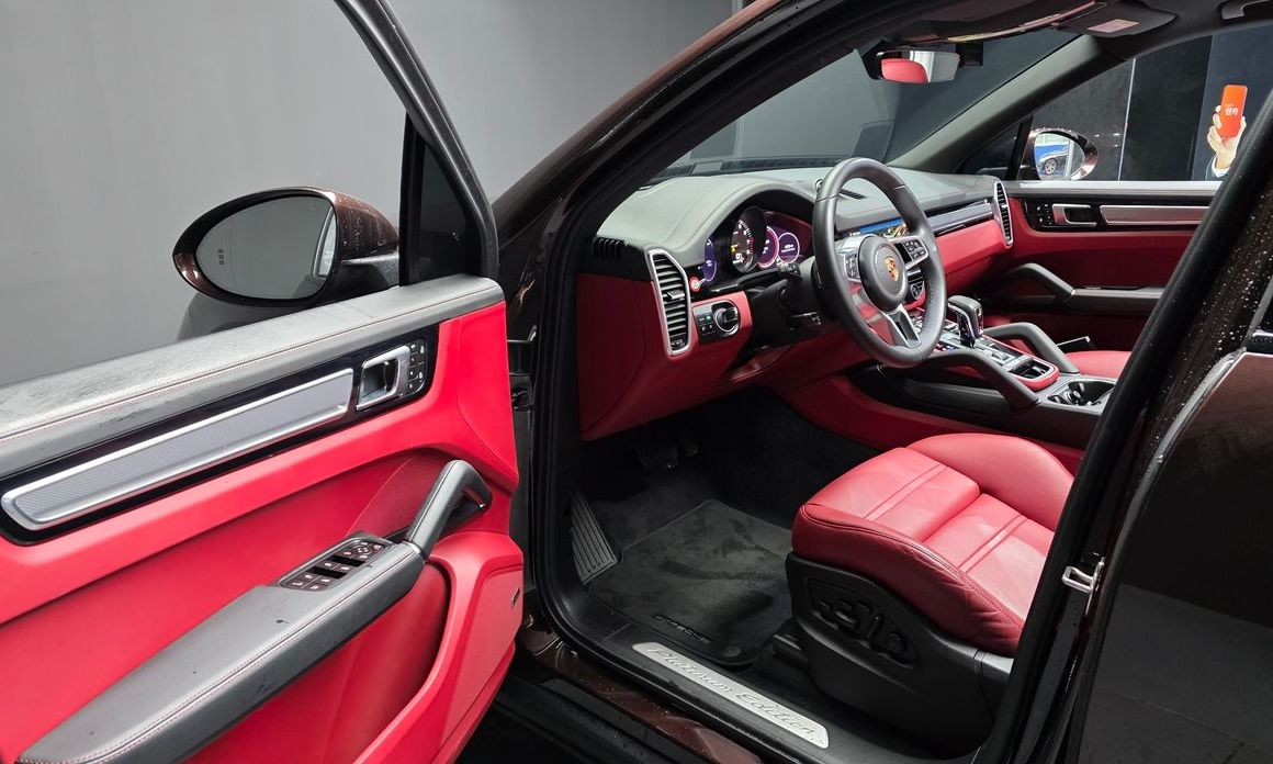 Porsche Cayenne 2023