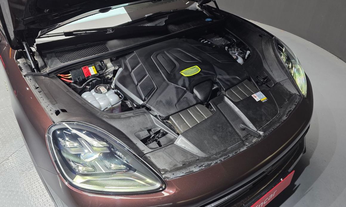 Porsche Cayenne 2023