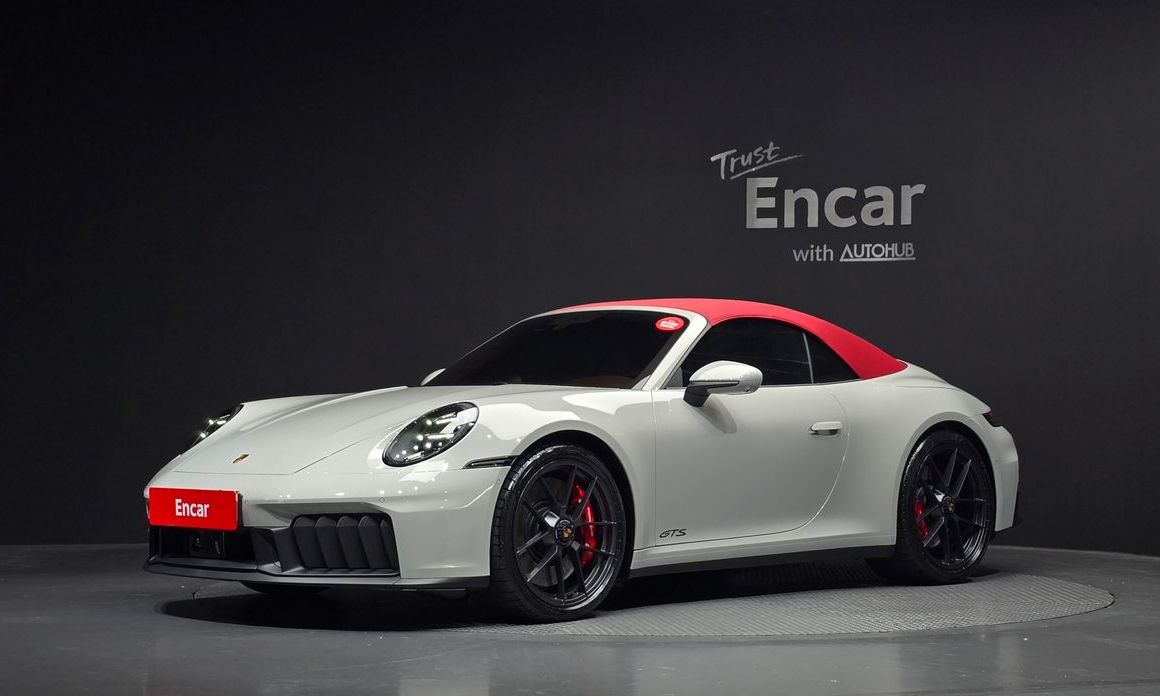 Porsche 911 2025