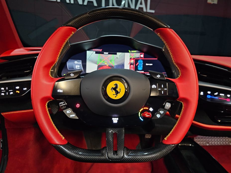 Ferrari SF90 2023