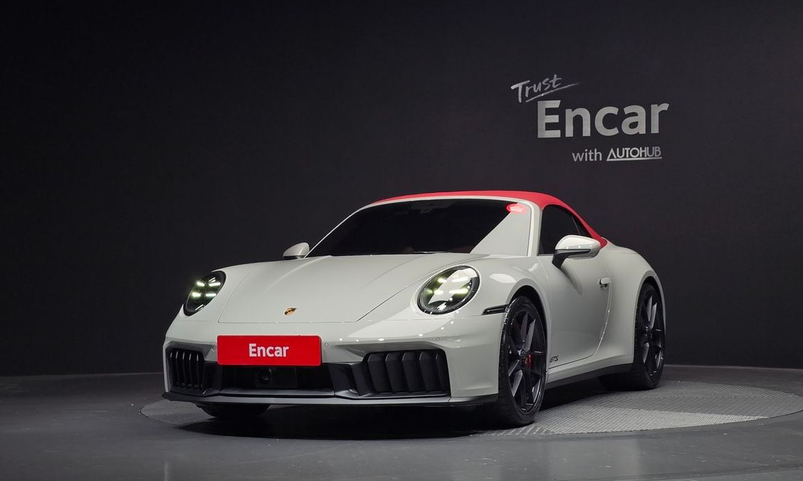 Porsche 911 2025
