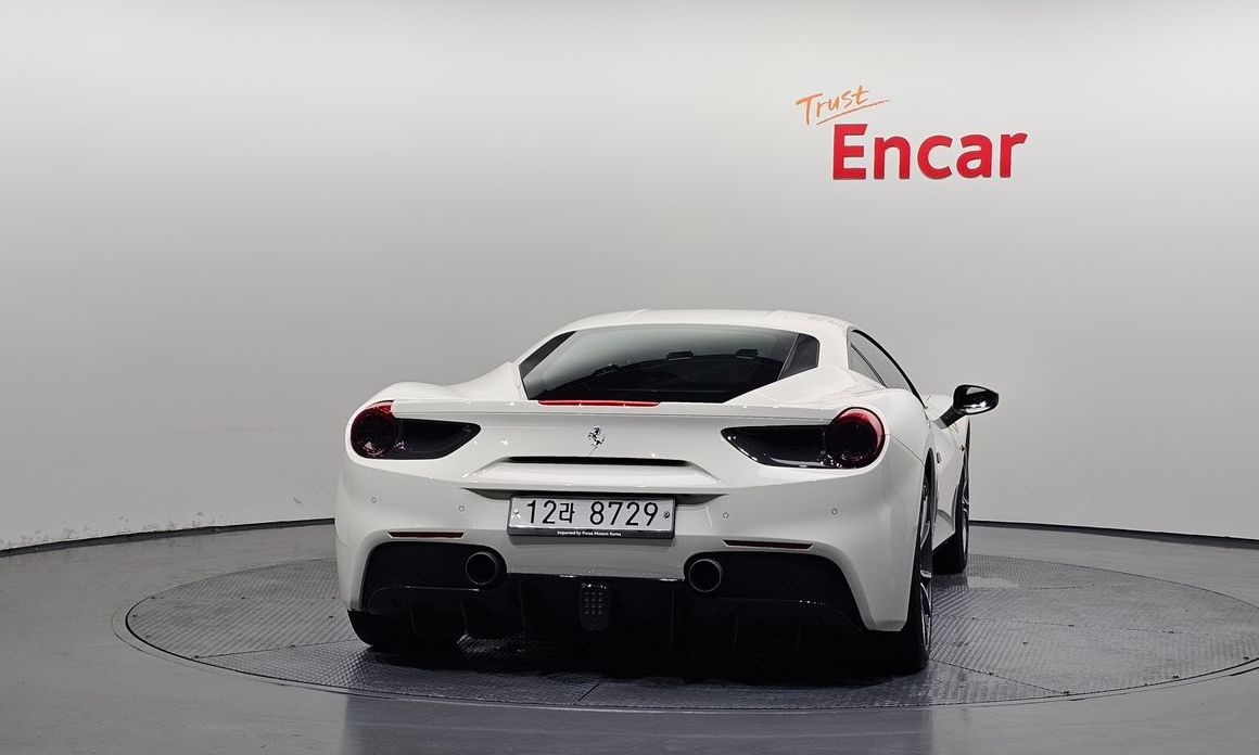 Ferrari 488 2018