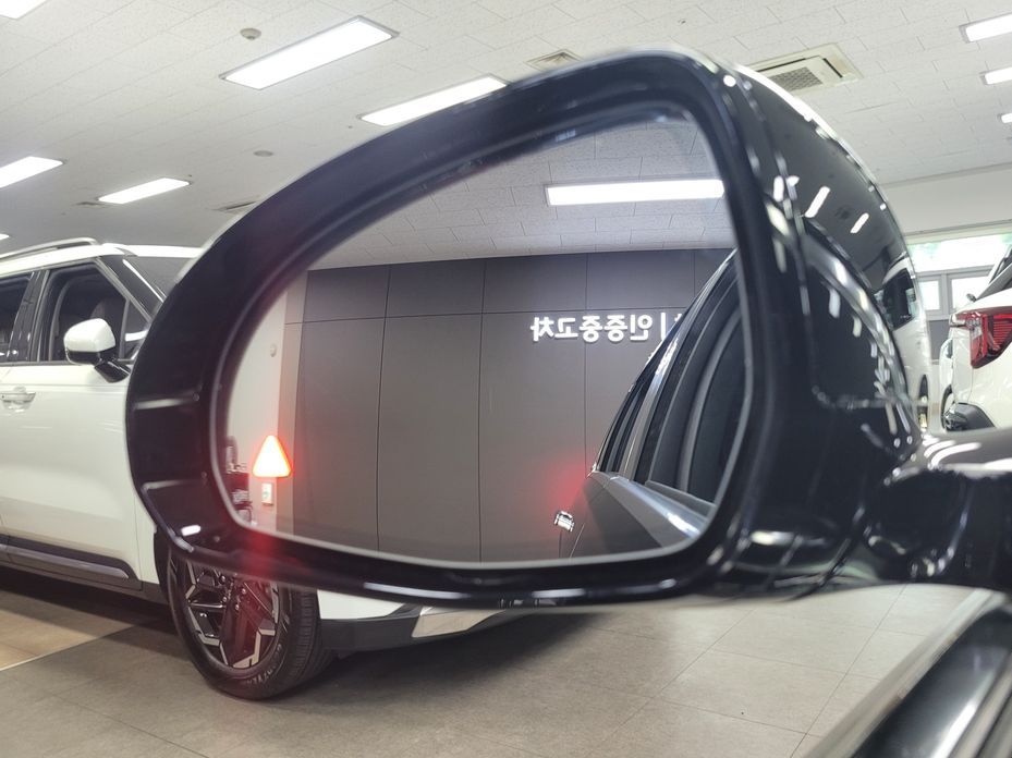 Mercedes-Benz S-Class 2026