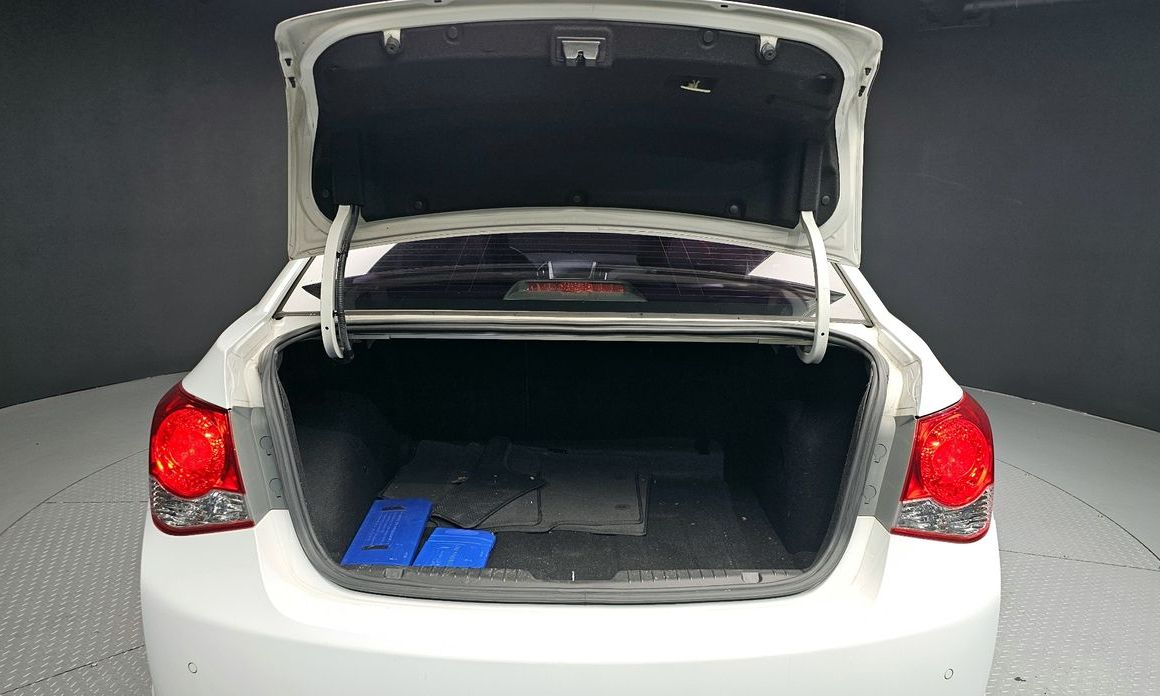 ChevroletGMDaewoo Cruze 2013