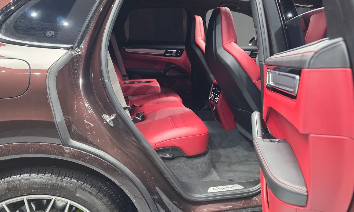 Porsche Cayenne 2023