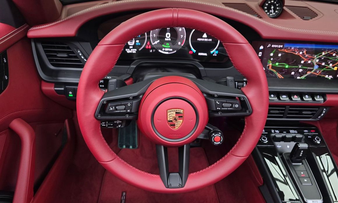 Porsche 911 2025
