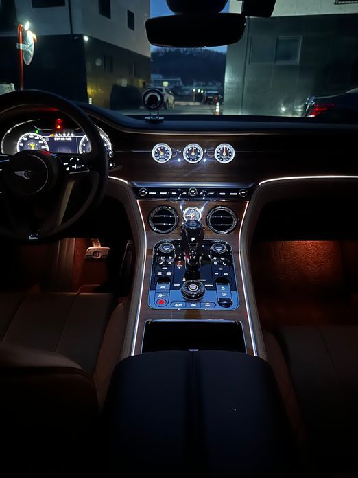 Bentley Continental 2020