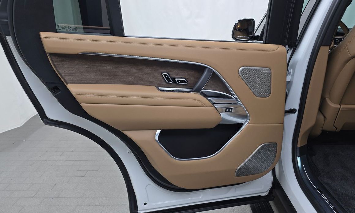 Land Rover Range Rover 2024