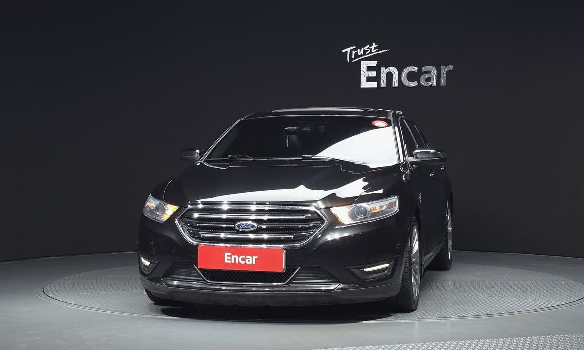 Ford Taurus 2014