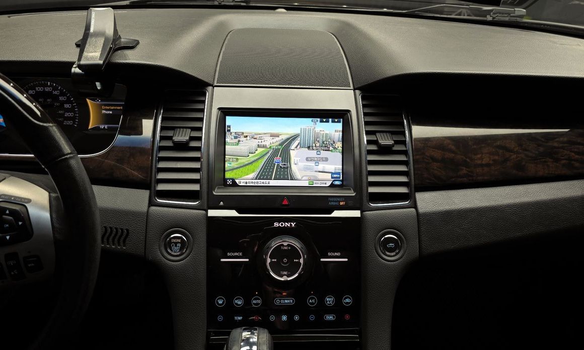 Ford Taurus 2014