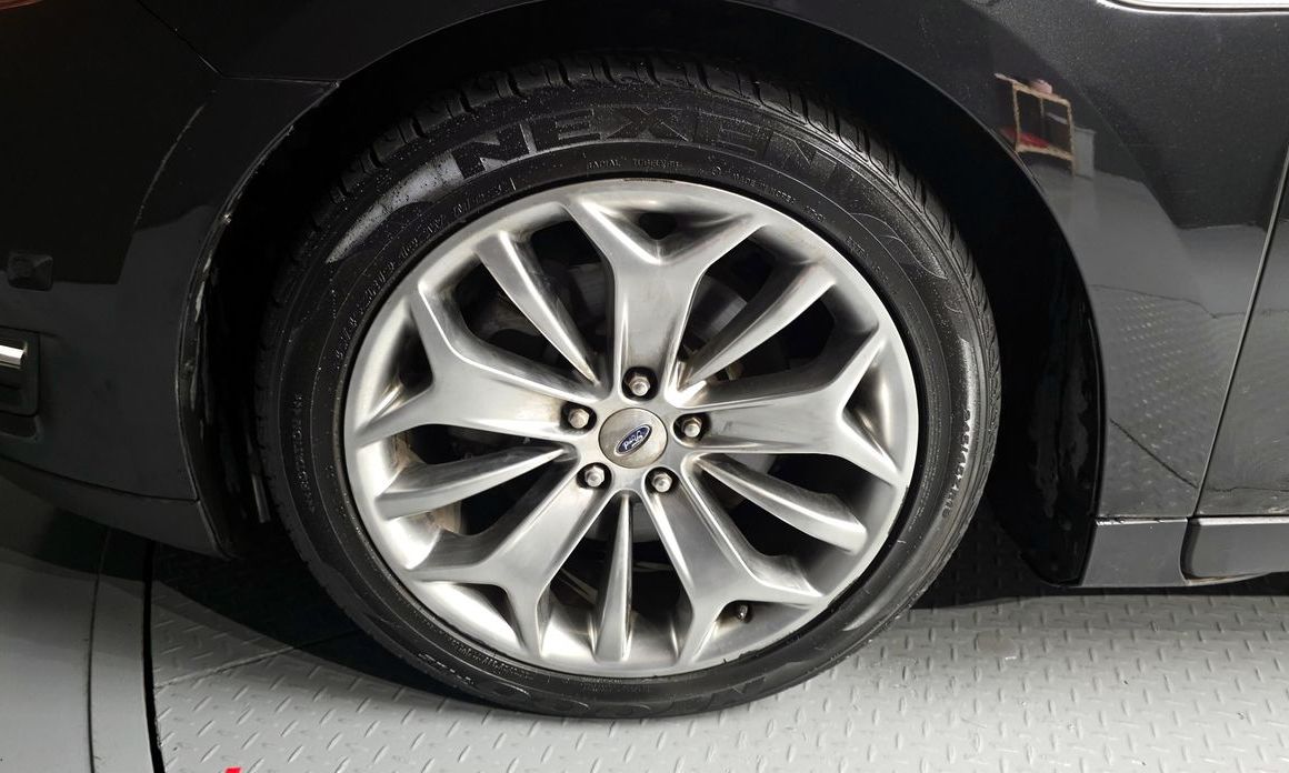 Ford Taurus 2014