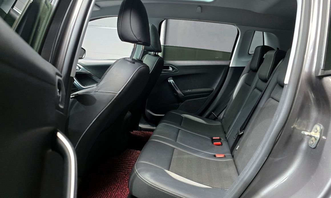 Peugeot 2008 2016