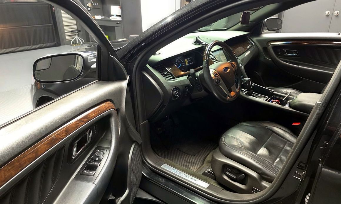 Ford Taurus 2014