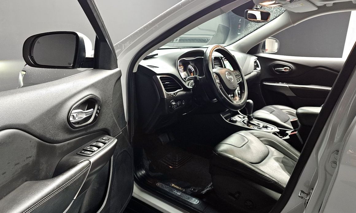 Jeep Cherokee 2020
