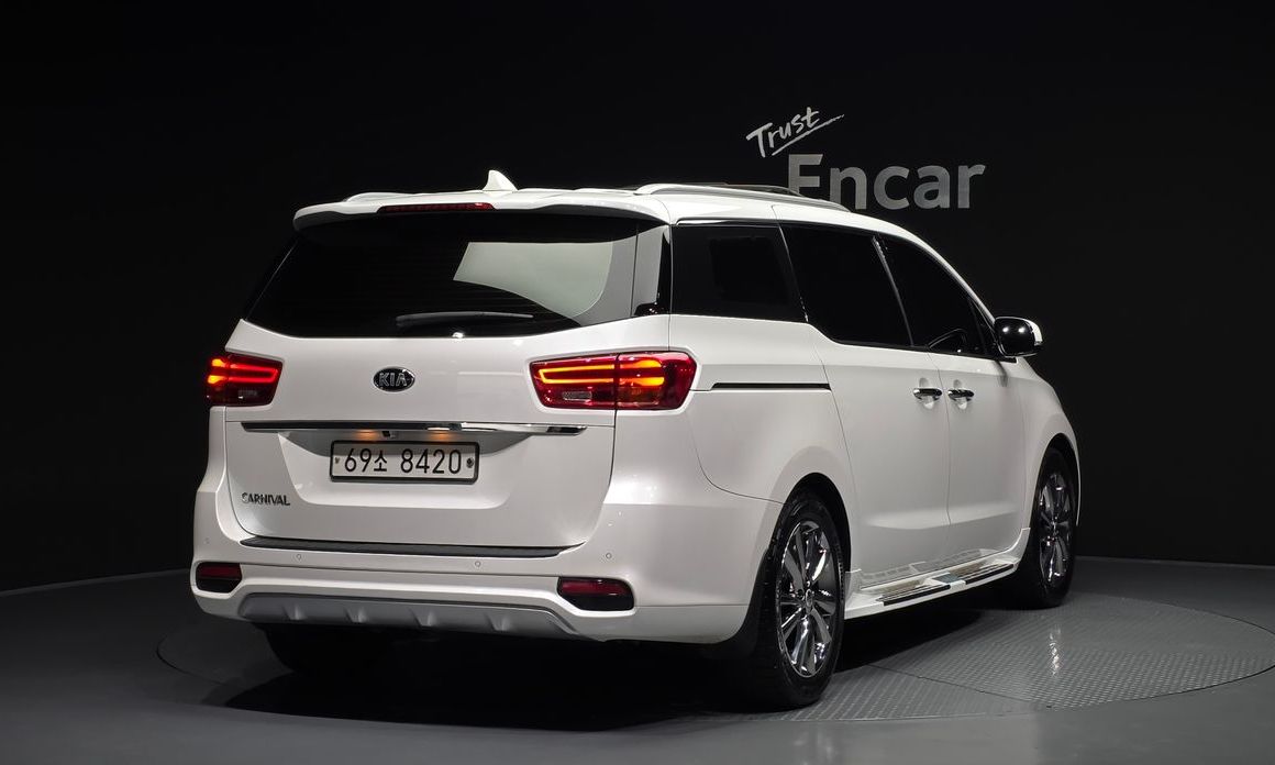 Kia Canival 2019