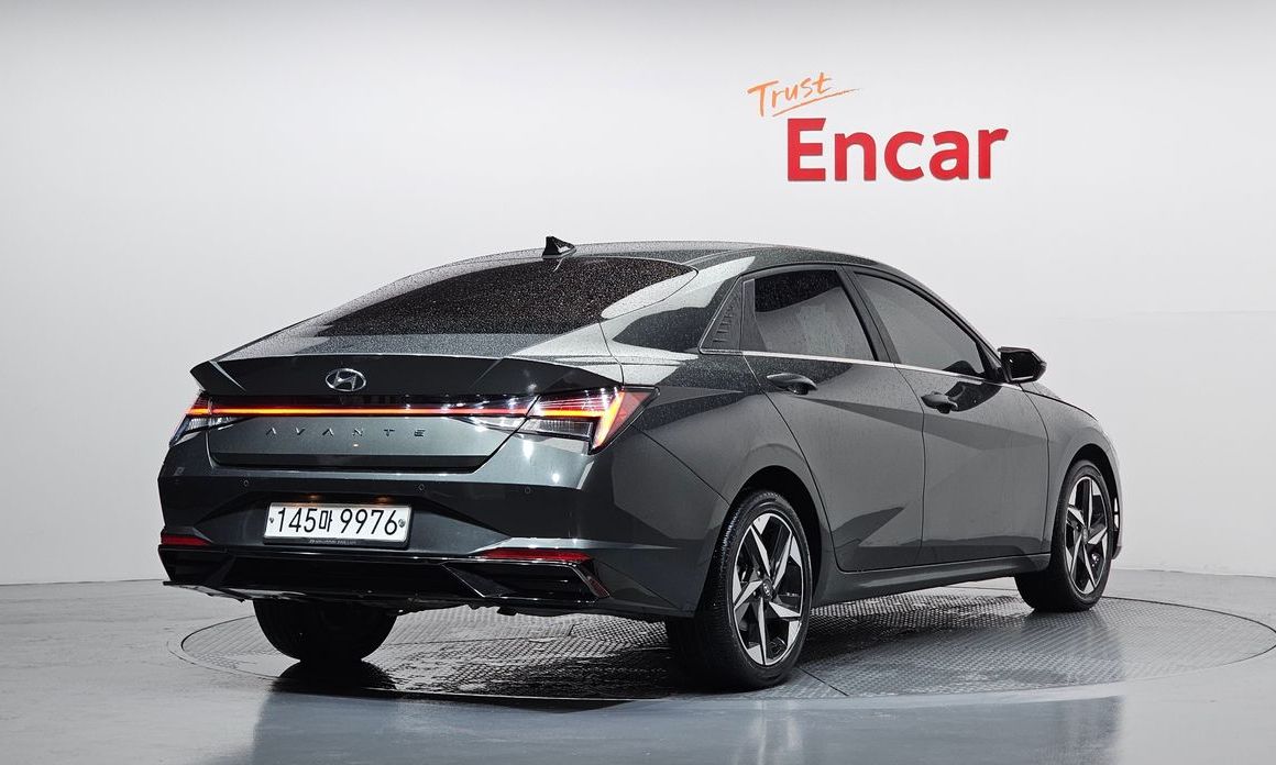 Hyundai AVANTE 2021