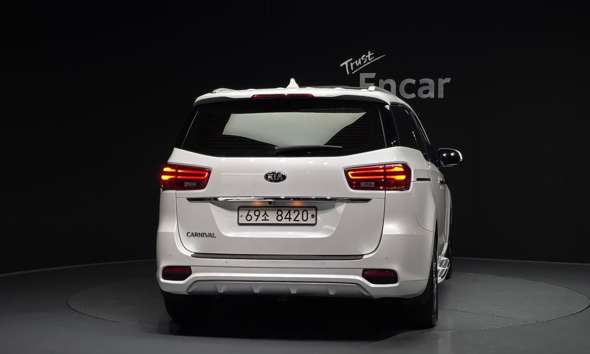 Kia Canival 2019