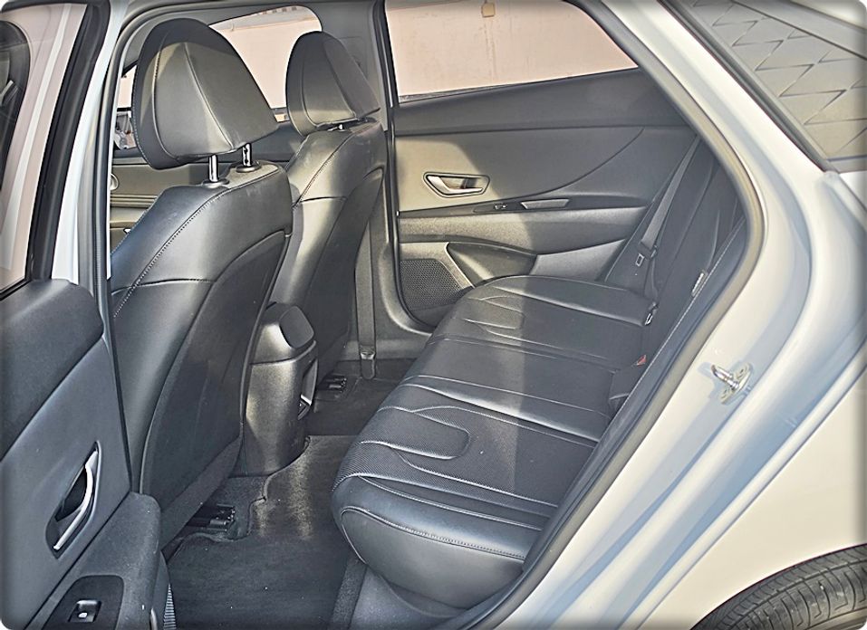 Hyundai AVANTE 2024