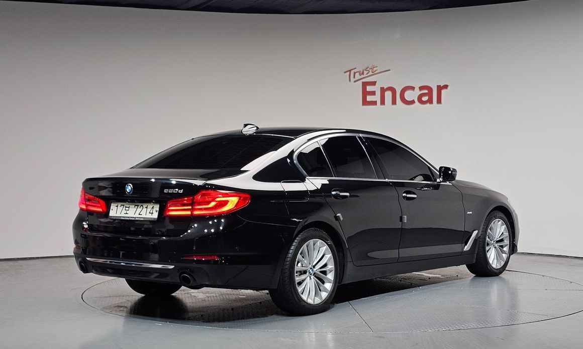 BMW 5-Series 2018