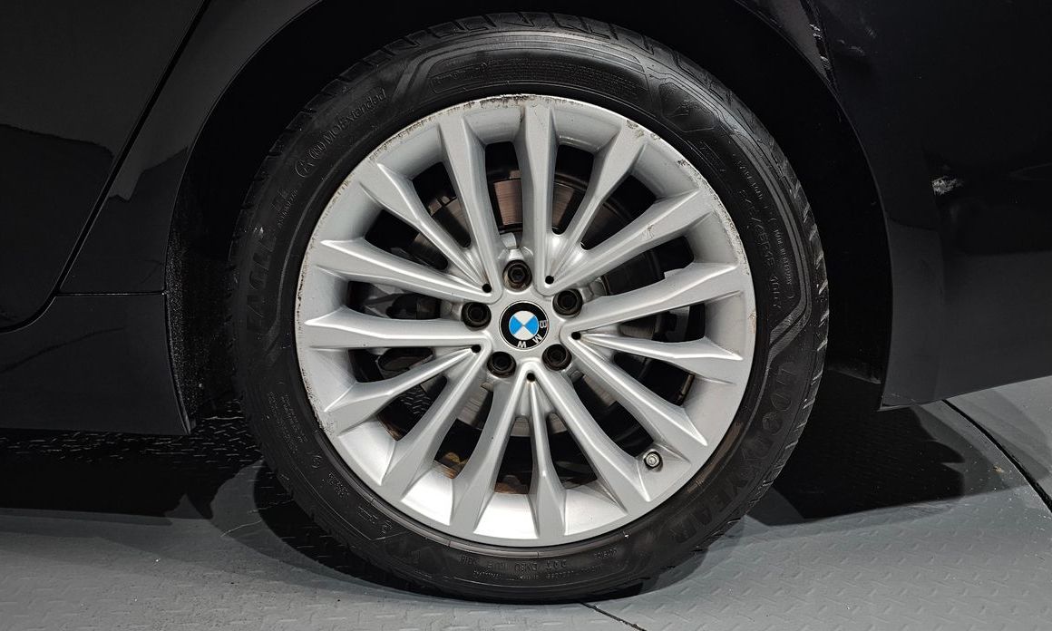 BMW 5-Series 2018