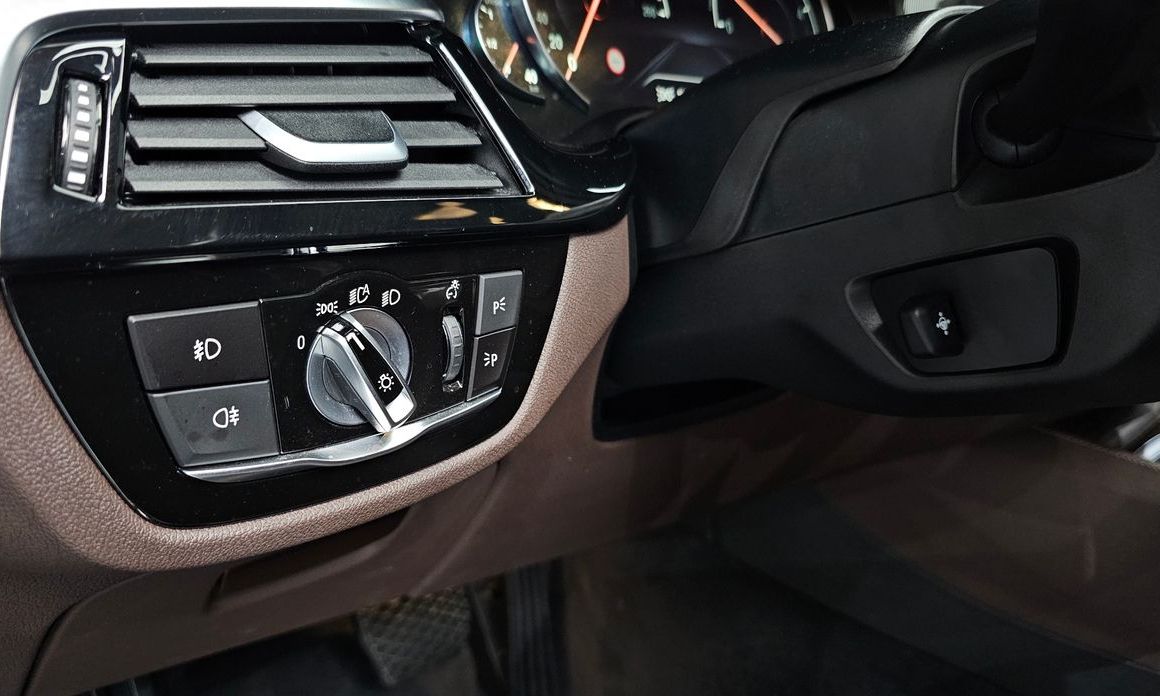 BMW 5-Series 2018