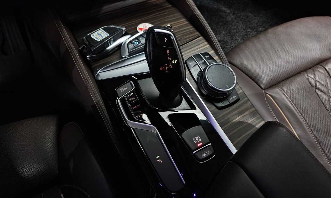 BMW 5-Series 2018