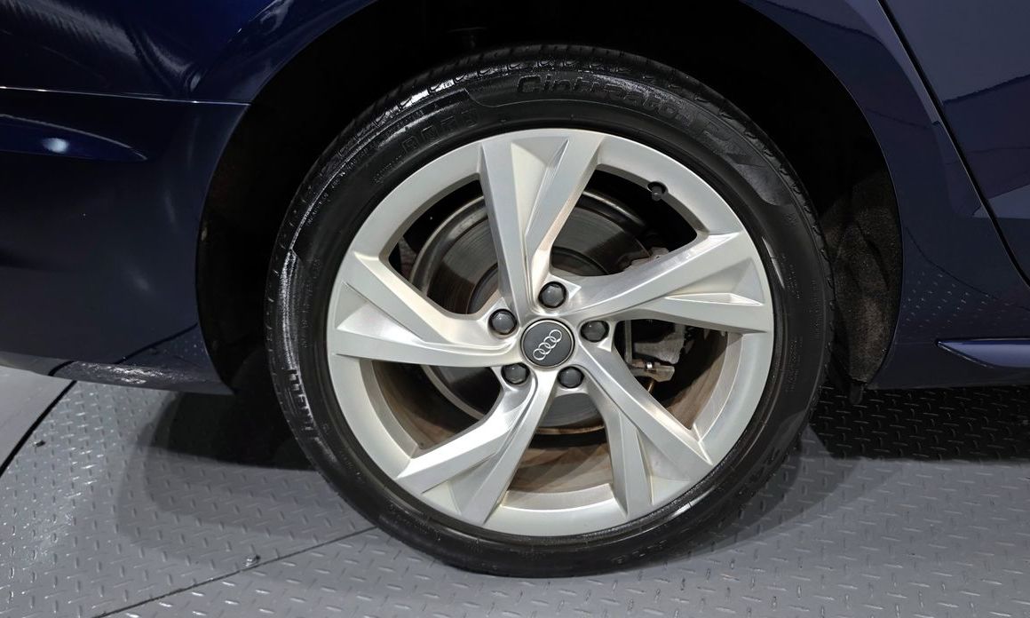 Audi A4 2021