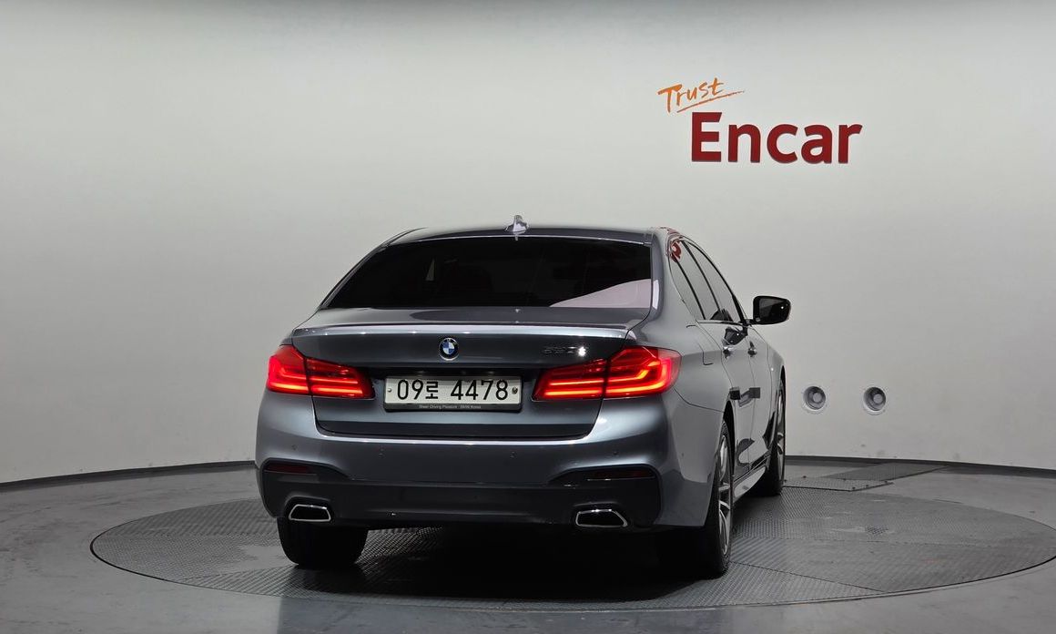 BMW 5-Series 2017