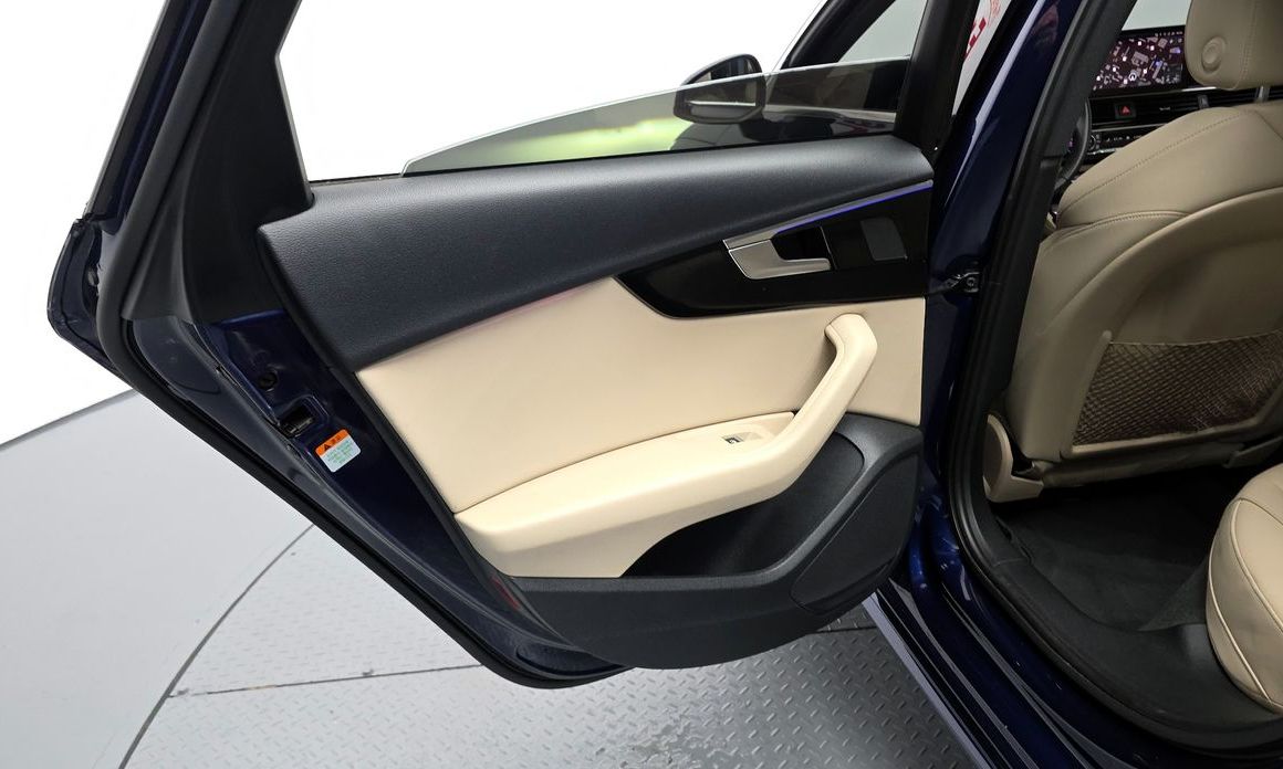 Audi A4 2021