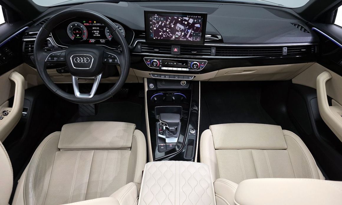 Audi A4 2021