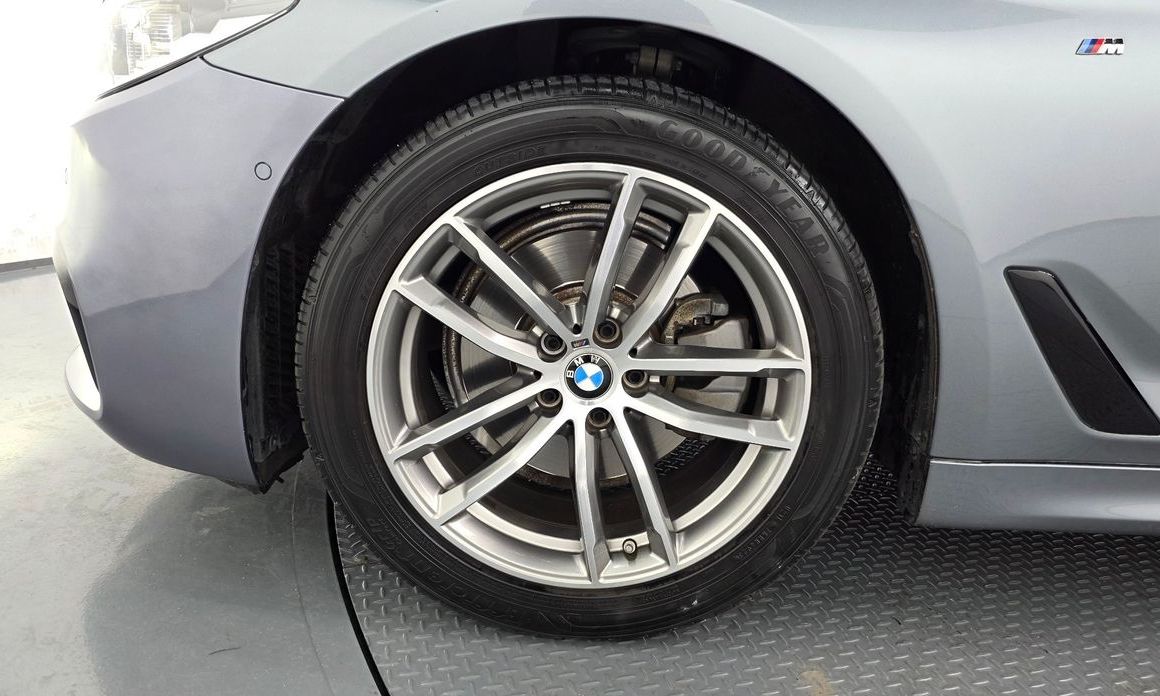 BMW 5-Series 2017