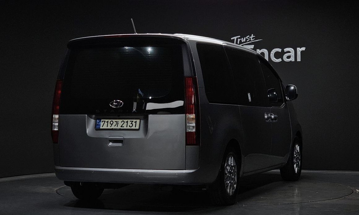 Hyundai Staria 2024