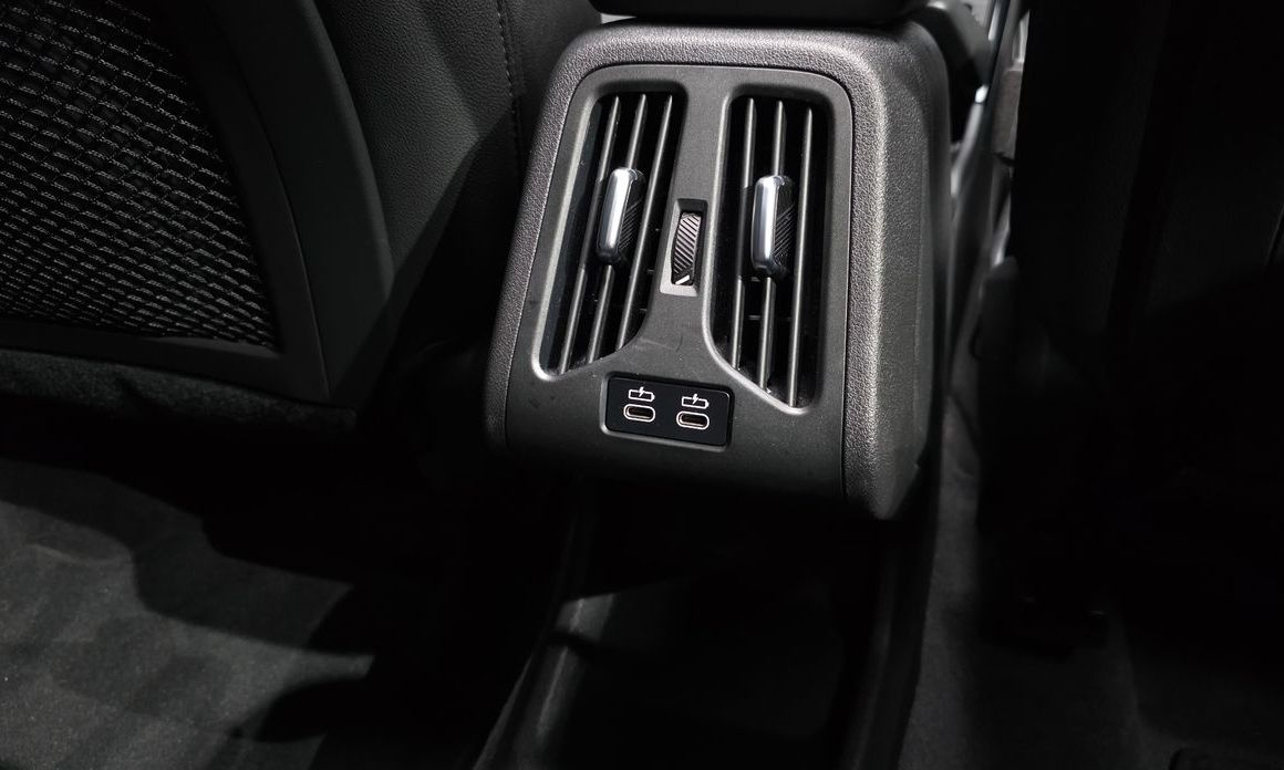 BMW 2-Series 2023